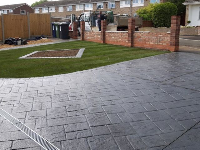 Driveway Installers in March